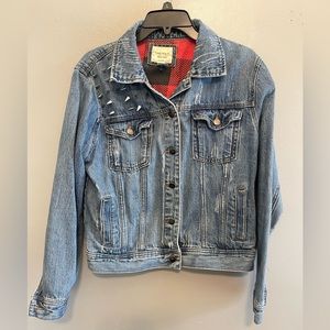 Forever 21 PREMIUM DENIM Spike Stud Distressed Jacket Sz Medium Womens Biker Y2K